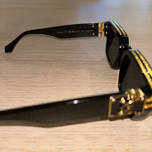 2018 Louis Vuitton, sunglasses - Picture 6 of 12